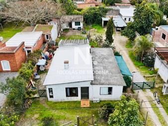 https://www.gallito.com.uy/vende-casa-a-refaccionar-con-gran-terreno-inmuebles-27827909