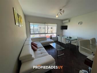 https://web5.gallito.com.uy/espectacular-departamento-en-venta-a-metros-del-inmuebles-27576723