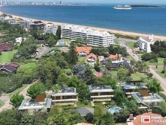 https://web5.gallito.com.uy/venta-casa-3-dormitorios-y-servicio-en-pozo-punta-del-este-inmuebles-27603252