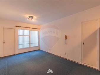 https://www.gallito.com.uy/venta-de-oficina-con-baño-en-el-centro-inmuebles-27831320
