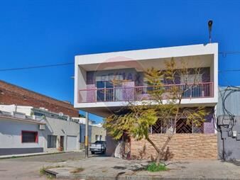 https://www.gallito.com.uy/venta-casa-5-dorm-2-baños-garage-prox-tres-cruces-inmuebles-27835090