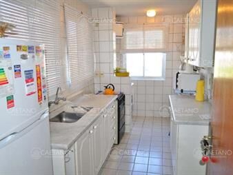 https://web5.gallito.com.uy/apartamento-a-pasos-de-playa-mansa-inmuebles-27738214