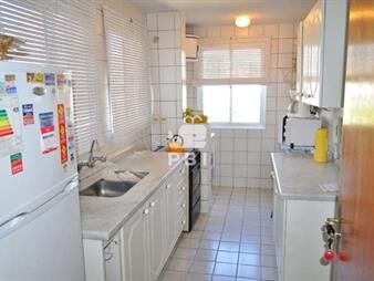 https://web5.gallito.com.uy/apartamento-a-pasos-de-playa-mansa-cap-breton-inmuebles-27753893