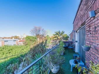 https://www.gallito.com.uy/venta-casa-malvin-4-dormitorios-ph-de-altos-inmuebles-27835533