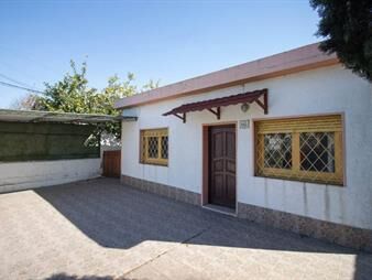 https://www.gallito.com.uy/alquiler-casa-4-dormitorios-la-paz-canelones-inmuebles-27836089