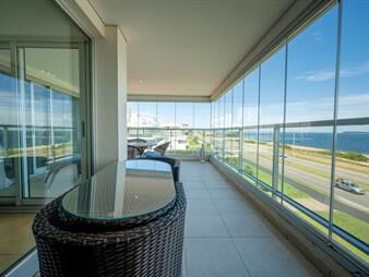 https://www.gallito.com.uy/venta-apartamento-penthouse-3-dormitorios-al-mar-inmuebles-27836211