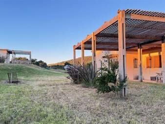 https://www.gallito.com.uy/chacra-de-6-has-con-664-m2-cerca-de-piriapolis-inmuebles-27836243