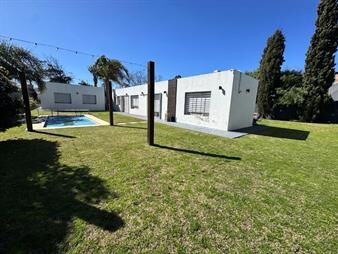 https://www.gallito.com.uy/venta-casa-4-dormitorios-en-san-jose-de-carrasco-inmuebles-27839695