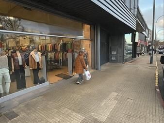 https://www.gallito.com.uy/alquiler-local-de-120m2-en-aguada-general-flores-inmuebles-27839845