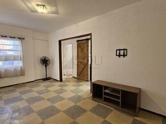 https://www.gallito.com.uy/alquiler-apartamento-de-2-dormitorios-en-pocitos-inmuebles-27839910