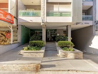https://www.gallito.com.uy/alquiler-monoambiente-en-pocitos-opcion-garage-inmuebles-27839946