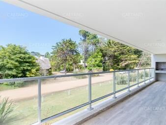 https://www.gallito.com.uy/espectacular-apartamento-duplex-de-tres-dormitorios-en-alqu-inmuebles-27840176