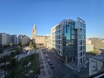 https://www.gallito.com.uy/venta-oficina-con-renta-ciudad-vieja-4-privados-2-gges-inmuebles-27840232
