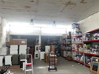 https://www.gallito.com.uy/alquiler-local-comercial-500m2-en-jacinto-vera-inmuebles-27840368