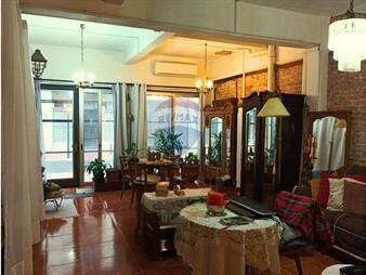 https://www.gallito.com.uy/venta-de-local-loft-en-ciudad-vieja-inmuebles-27840455