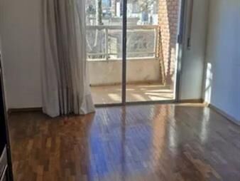 https://web5.gallito.com.uy/vive-en-pocitos-apto-al-frente-1-dormitorio-y-inmuebles-27843028