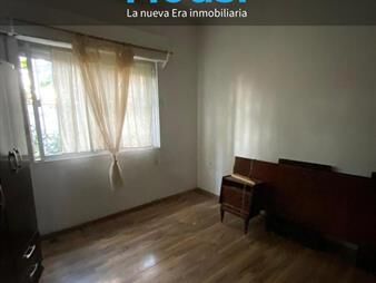 https://www.gallito.com.uy/casa-en-venta-1-dormitorio-opcion-a-2-al-frente-con-jardin-inmuebles-27843713