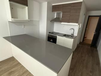 https://web5.gallito.com.uy/traspaso-monoambiente-con-patio-en-centro-inmuebles-27849660
