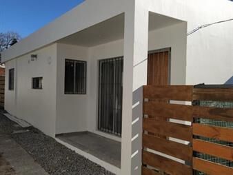https://www.gallito.com.uy/alquiler-casa-2-dormitorios-patio-cochera-en-inmuebles-27849748