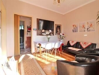 https://www.gallito.com.uy/venta-casa-4-dormitorios-mas-apto-villa-española-inmuebles-27229014