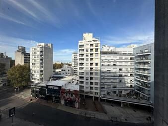 https://www.gallito.com.uy/venta-apartamento-2-dormitorios-con-cochera-cordon-sur-inmuebles-27853921