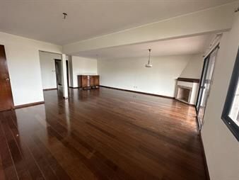 https://www.gallito.com.uy/venta-apartamento-4-dormitorios-parrillero-estufa-a-leña-am-inmuebles-27826867