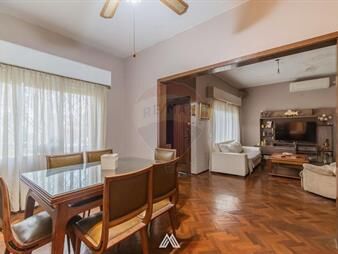 https://www.gallito.com.uy/venta-casa-2-dorm-2-baños-apto-carrasco-norte-inmuebles-27804204