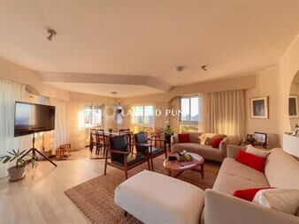 https://www.gallito.com.uy/apartamento-de-3-dormitorios-con-vista-al-mar-en-inmuebles-26995364