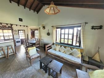 https://www.gallito.com.uy/venta-casa-3-dormitorios-parrillero-playa-hermosa-inmuebles-27858107