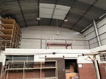 https://www.gallito.com.uy/alquiler-local-comercial-400m2-en-goes-inmuebles-27854249