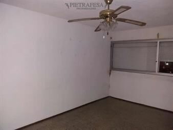 https://www.gallito.com.uy/apartamento-en-venta-3-dormitorios-1-baño-71-inmuebles-22737538