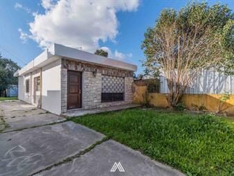 https://www.gallito.com.uy/venta-casa-2-dormitorios-2-baños-barbacoa-inmuebles-27858195
