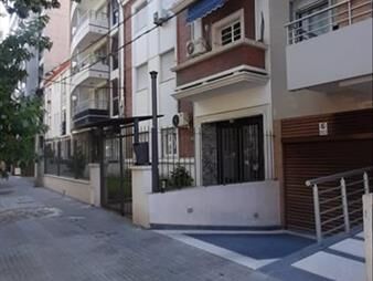 https://www.gallito.com.uy/apto-al-frente-con-balcon-y-terraza-lavadero-primer-piso-p-inmuebles-27854370