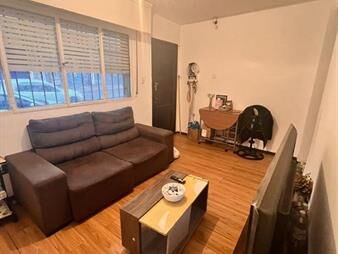 https://www.gallito.com.uy/casa-en-tres-cruces-inmuebles-27858462