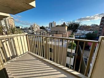 https://www.gallito.com.uy/alquiler-apartamento-de-1-dormitorio-y-garaje-a-estrenar-pr-inmuebles-27858488