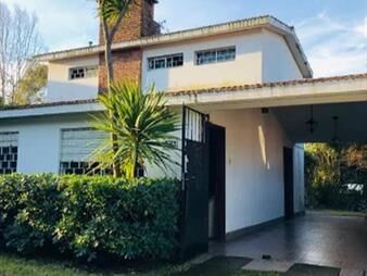 https://www.gallito.com.uy/venta-casa-parque-miramar-tres-dormitorios-inmuebles-27858510