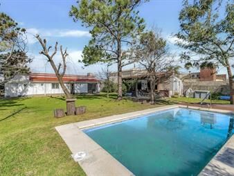 https://www.gallito.com.uy/casa-en-venta-de-3-dormitorios-en-piriapolis-inmuebles-27858651