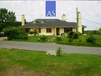https://web5.gallito.com.uy/casa-4-dormitorios-pinares-con-vista-a-la-laguna-inmuebles-27858988