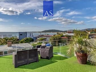 https://www.gallito.com.uy/casa-3-dormitorios-con-vista-al-mar-penã­nsula-inmuebles-27858990