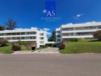 https://www.gallito.com.uy/apartamento-en-venta-moderno-en-el-golf-brava-del-inmuebles-27858994