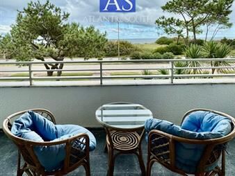 https://web5.gallito.com.uy/apartamento-de-4-dormitorios-frente-al-mar-playa-inmuebles-27859005