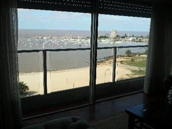 https://www.gallito.com.uy/excelente-planta-como-una-casa-reciclado-inmuebles-12991778