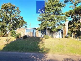 https://www.gallito.com.uy/oportunidad-para-inversores-espectacular-casa-inmuebles-27859200