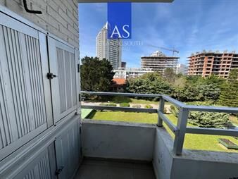 https://web5.gallito.com.uy/apartamento-2-dromitorios-con-terraza-parrillero-inmuebles-27859214