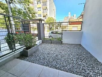 https://www.gallito.com.uy/venta-p-batlle-monoambiente-con-patio-y-jardin-inmuebles-27402093