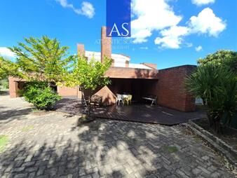 https://www.gallito.com.uy/imponente-chalet-en-las-grutas-400mts-del-mar-del-inmuebles-27859347