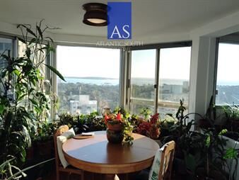 https://www.gallito.com.uy/apartamento-de-3-dormitorios-y-servicio-en-venta-inmuebles-27859349
