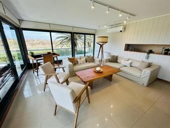 https://www.gallito.com.uy/apartamento-en-venta-playa-brava-3-dormitorios-inmuebles-24541624
