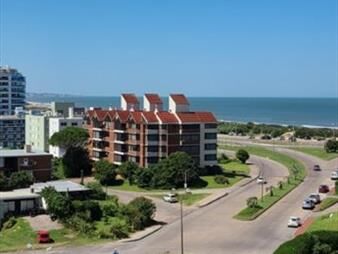 https://web5.gallito.com.uy/oportunidad-dormitorios-en-torre-de-categoria-inmuebles-27859460