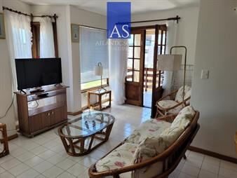 https://web5.gallito.com.uy/apartamento-2-dormitorios-con-garage-peninsula-inmuebles-27859590